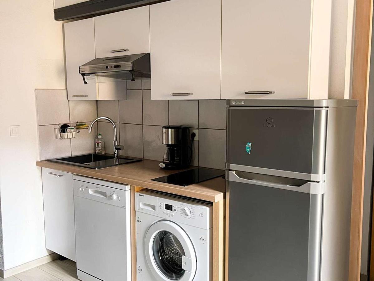 Mini-Villa A 200M De La Plage Avec Terrasse, Barbecue, Parking, Linge Et Menage Inclus - Fr-1-62-169 Порто-Веккіо Екстер'єр фото