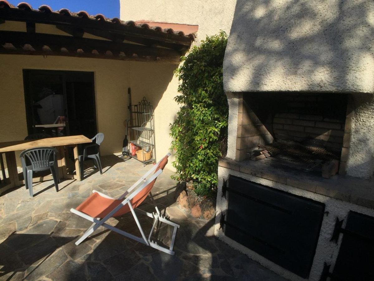 Mini-Villa A 200M De La Plage Avec Terrasse, Barbecue, Parking, Linge Et Menage Inclus - Fr-1-62-169 Порто-Веккіо Екстер'єр фото